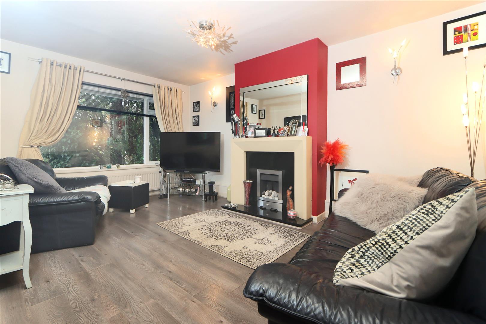 3 bed property in Milestone Drive, Stourbridge